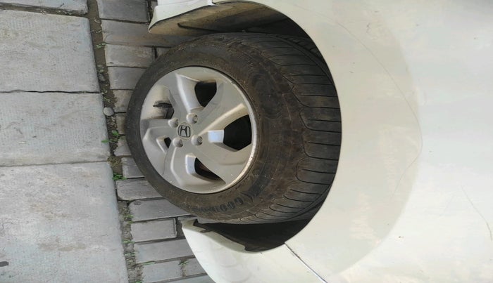 2016 Honda City 1.5L I-VTEC VX CVT, Petrol, Automatic, 29,122 km, tyre