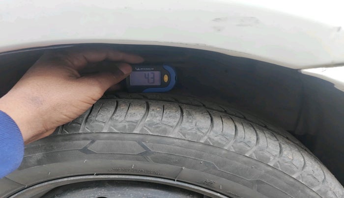 2014 Toyota Etios GD, Diesel, Manual, 1,18,611 km, tyre