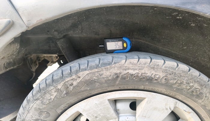 2012 Maruti Wagon R 1.0 LXI CNG, Petrol, Manual, 1,13,833 km, tyre