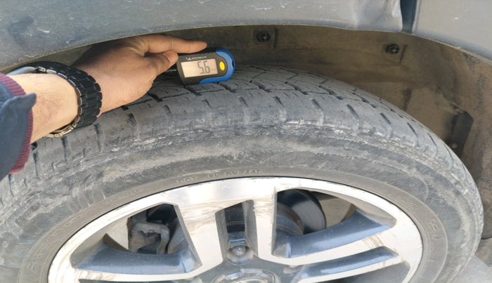 2018 Tata Hexa XT 4X2 7 STR, Diesel, Manual, 82,707 km, tyre