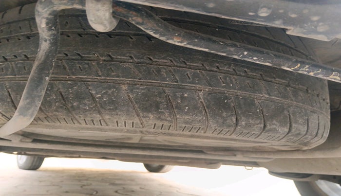 2015 Maruti Ertiga ZDI, Diesel, Manual, 95,238 km, tyre