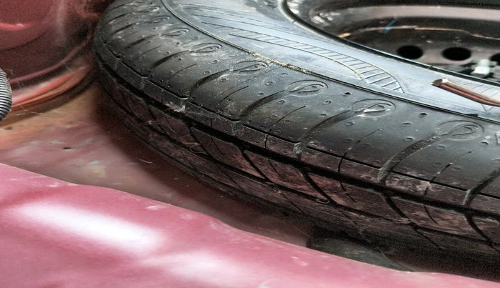 2021 Datsun Redi Go T(O) 1.0, Petrol, Manual, 46,399 km, tyre