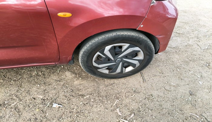 2021 Datsun Redi Go T(O) 1.0, Petrol, Manual, 46,399 km, tyre