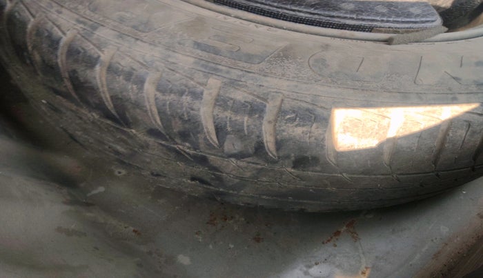 2017 Maruti Vitara Brezza VDI, Diesel, Manual, 87,252 km, tyre