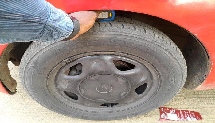 2011 Chevrolet Beat PS PETROL, Petrol, Manual, 1,17,006 km, tyre