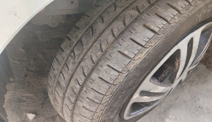 2018 Honda Amaze 1.2L I-VTEC S, Petrol, Manual, 1,11,912 km, tyre