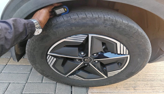 2024 Tata NEXON CREATIVE + 1.2 PETROL, Petrol, Manual, 6,372 km, tyre