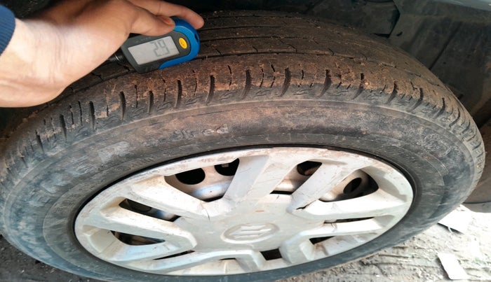 2021 Maruti Vitara Brezza LXI, Petrol, Manual, 79,258 km, tyre