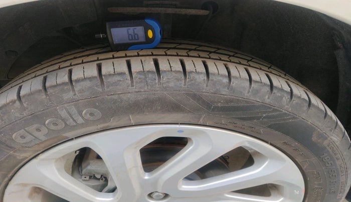 2023 Maruti Baleno ZETA 1.2 AGS, Petrol, Automatic, 2,199 km, tyre