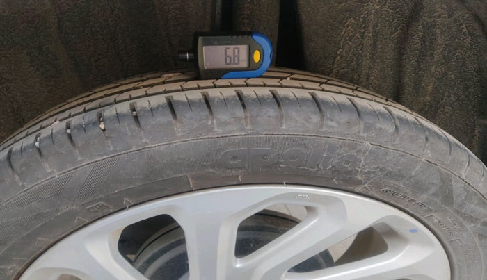 2023 Maruti Baleno ZETA 1.2 AGS, Petrol, Automatic, 2,199 km, tyre