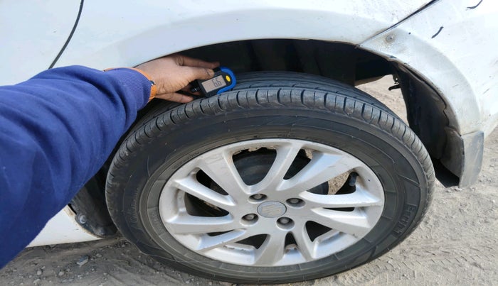 2013 Maruti Swift ZDI, Diesel, Manual, 1,25,431 km, tyre