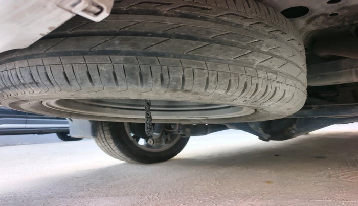 2024 Toyota Innova Crysta 2.4 ZX 7STR, Diesel, Manual, 55,262 km, tyre