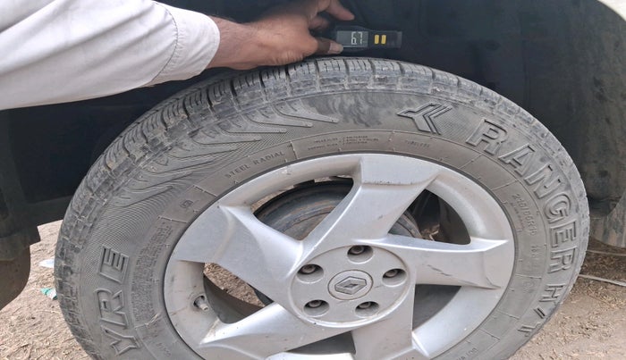 2015 Renault Duster 85 PS RXL DIESEL, Diesel, Manual, 1,76,165 km, tyre