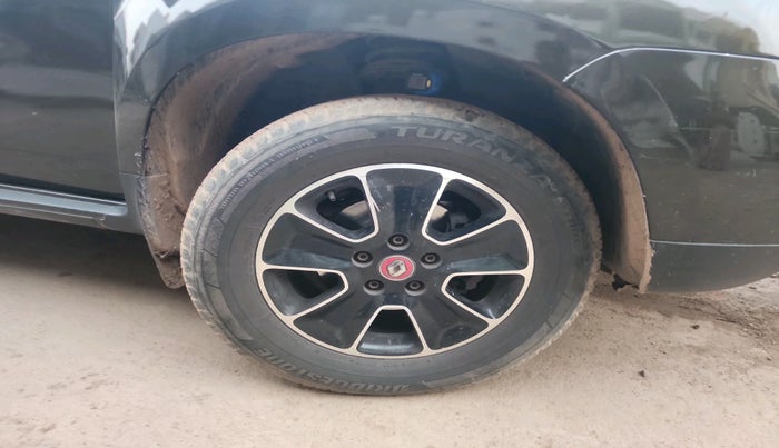 2018 Renault Duster 85 PS RXS MT DIESEL, Diesel, Manual, 1,05,890 km, tyre