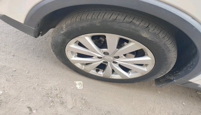 2022 MG ASTOR SMART EX 1.5 MT, Petrol, Manual, 14,895 km, tyre