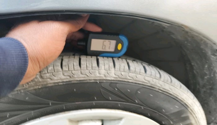 2014 Maruti Wagon R 1.0 LXI, Petrol, Manual, 68,222 km, tyre