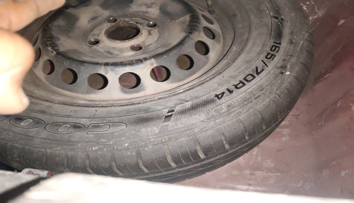 2013 Hyundai Grand i10 SPORTZ 1.1 CRDI, Diesel, Manual, 1,17,787 km, tyre