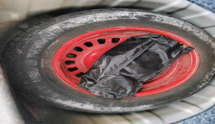 2021 Nissan MAGNITE XL, Petrol, Manual, 41,443 km, tyre