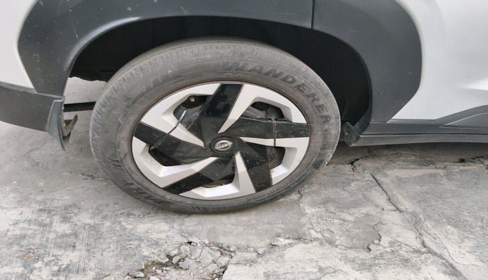 2021 Nissan MAGNITE XL, Petrol, Manual, 41,443 km, tyre