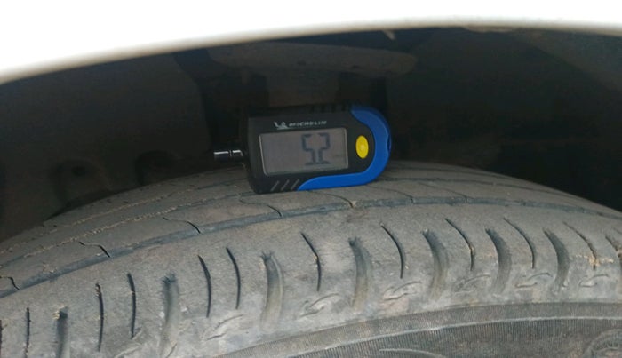 2014 Ford Ecosport TITANIUM 1.5L PETROL AT, Petrol, Automatic, 97,097 km, tyre