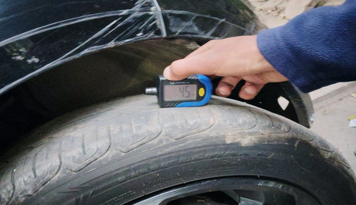 2023 Tata ALTROZ XZ PLUS PETROL DARK EDITION, Petrol, Manual, 50,512 km, tyre