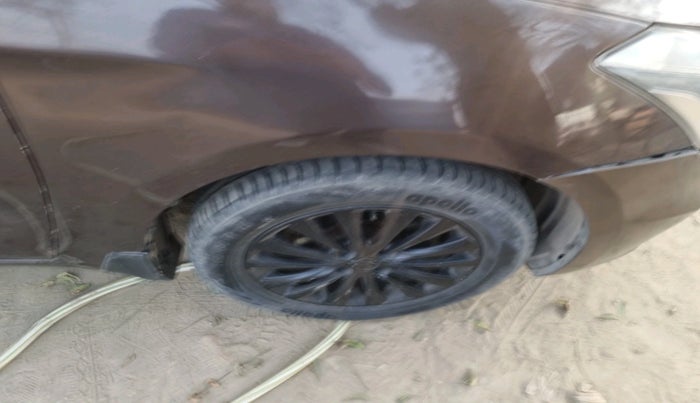 2016 Maruti Ciaz ZDI SHVS, Diesel, Manual, 1,05,201 km, tyre