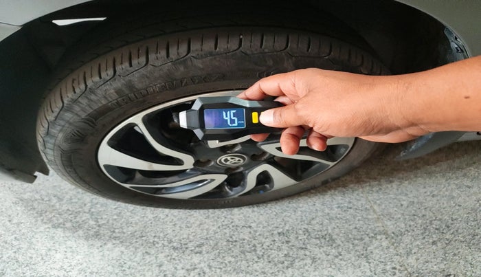 2021 Toyota Glanza G, Petrol, Manual, 1,25,318 km, tyre