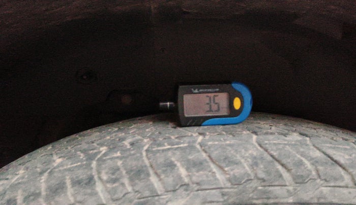 2016 Mahindra XUV500 W6, Diesel, Manual, 59,003 km, tyre