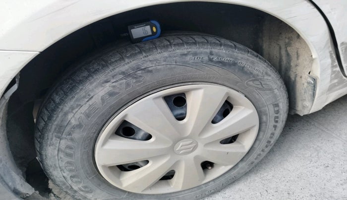 2011 Maruti Swift Dzire VXI, Petrol, Manual, 1,13,891 km, tyre