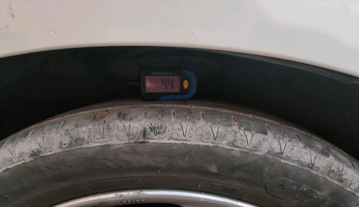 2014 Honda City 1.5L I-VTEC VX, Petrol, Manual, 43,776 km, tyre