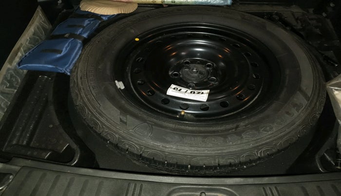 2017 Jeep Compass LIMITED 2.0 DIESEL, Diesel, Manual, 1,21,557 km, tyre