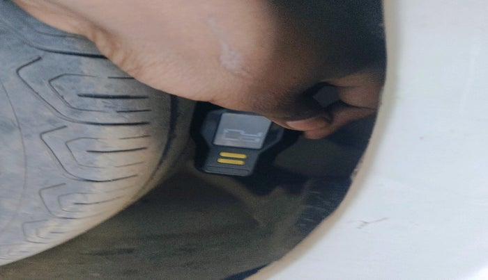 2015 Ford Ecosport TITANIUM 1.0L ECOBOOST, Petrol, Manual, 1,17,209 km, tyre