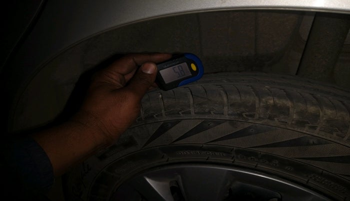 2023 Maruti Swift VXI, Petrol, Manual, 9,383 km, tyre