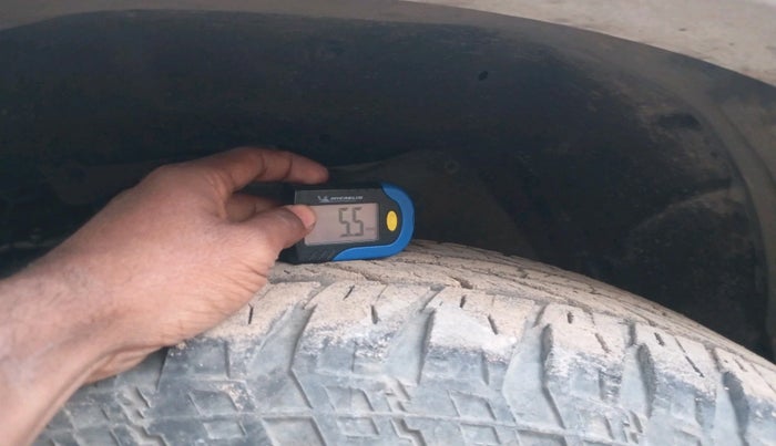 2013 Mitsubishi Pajero Sport 2.5 MT 4X4, Diesel, Manual, 1,08,420 km, tyre