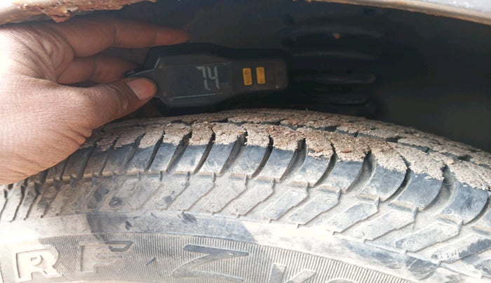 2012 Maruti Eeco 5 STR WITH A/C+HTR, Petrol, Manual, 1,39,299 km, tyre