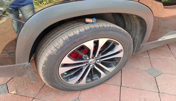 2021 MG HECTOR PLUS SHARP 1.5 PETROL TURBO DCT 6-STR, Petrol, Automatic, 37,474 km, tyre