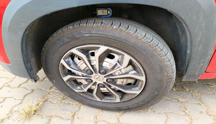 2018 Mahindra KUV 100 NXT K2 P 6 STR, Petrol, Manual, 59,522 km, tyre