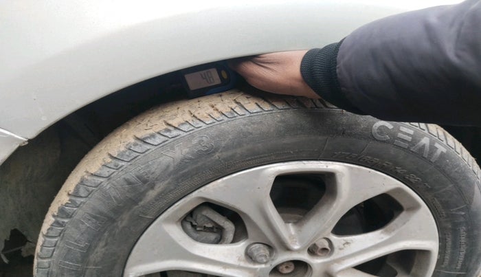 2015 Ford New Figo TITANIUM1.5 DIESEL, Diesel, Manual, 1,10,796 km, tyre