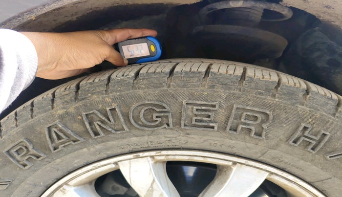 2016 Mahindra XUV500 W10, Diesel, Manual, 91,260 km, tyre