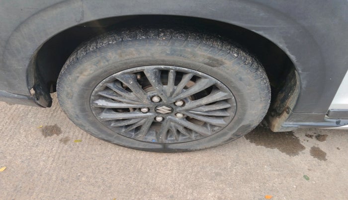 2019 Maruti XL6 ALPHA AT, Petrol, Automatic, 1,43,829 km, tyre