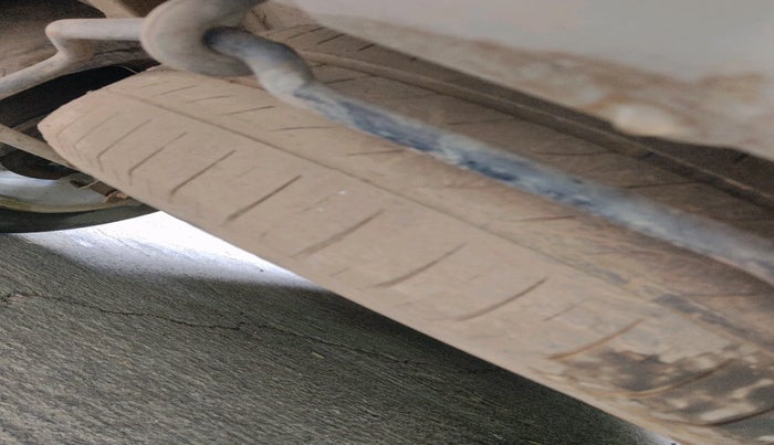 2019 Maruti XL6 ALPHA AT, Petrol, Automatic, 1,43,829 km, tyre