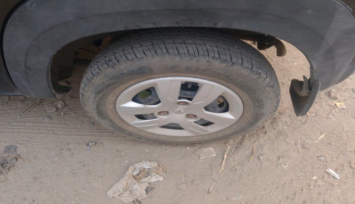 2018 Renault Kwid RXL, Petrol, Manual, 39,299 km, tyre