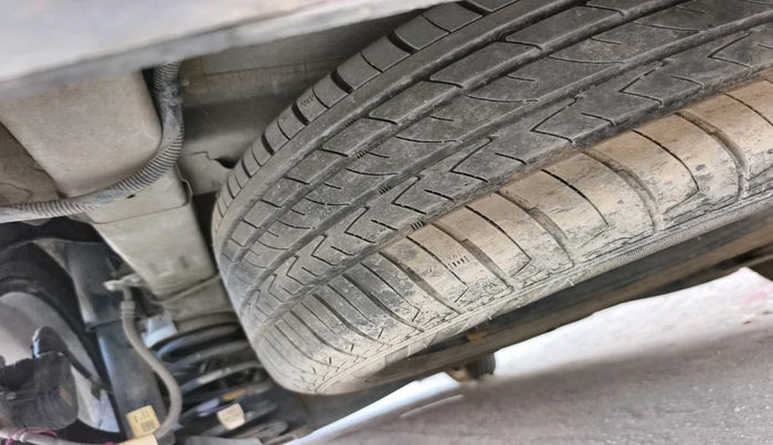 2021 Hyundai ALCAZAR 1.5 SIGNATURE (O) AT 6STR, Diesel, Automatic, 1,23,304 km, tyre