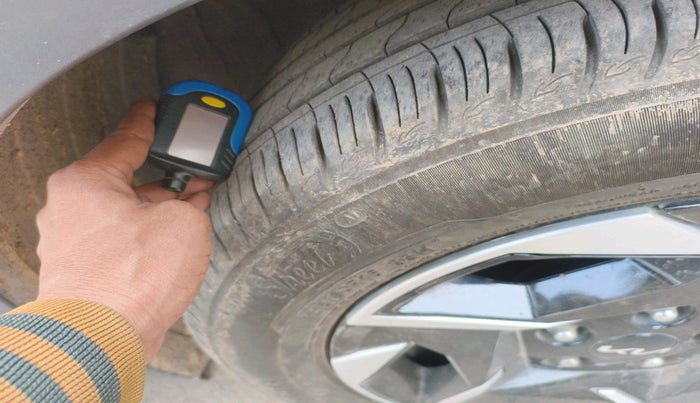 2024 KIA SONET HTK PLUS 1.0 TURBO PETROL IMT, Petrol, Manual, 8,607 km, tyre