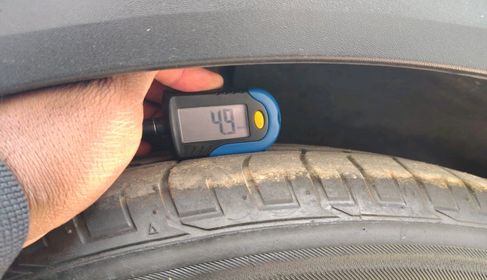 2018 Hyundai Creta SX AT 1.6 PETROL, Petrol, Automatic, 1,17,303 km, tyre