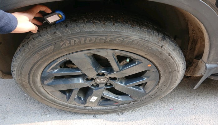 2022 Tata Safari XT PLUS, Diesel, Manual, 22,743 km, tyre