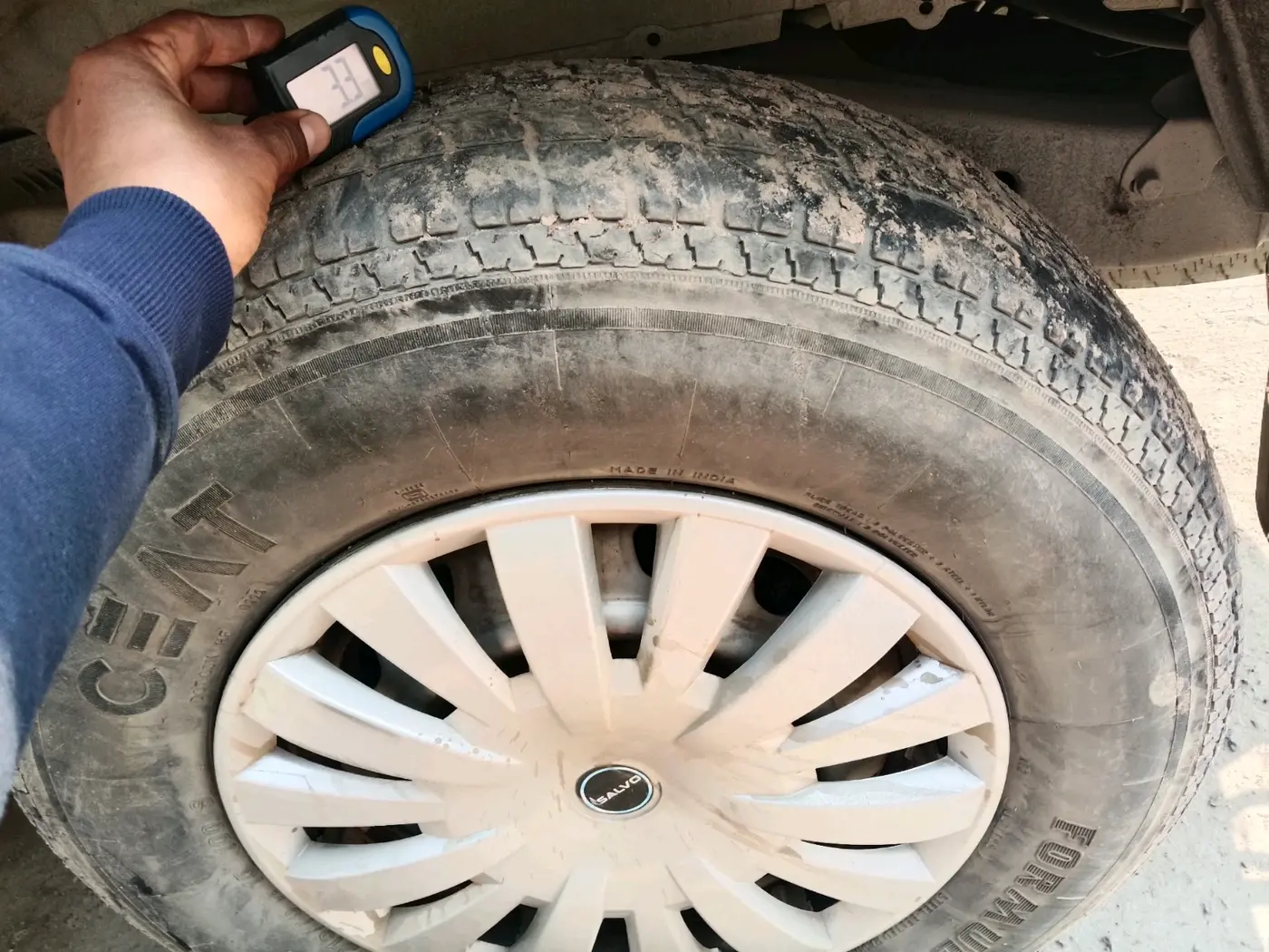 2017 Mahindra Scorpio S2, Diesel, Manual, 1,73,939 km, tyre