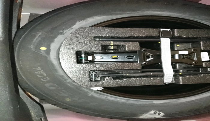 2023 Skoda KUSHAQ AMBITION 1.0L TSI MT, Petrol, Manual, 6,802 km, tyre