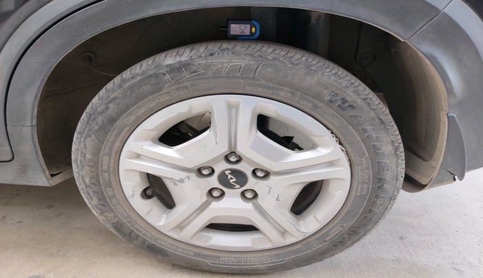 2023 KIA SONET HTK PLUS 1.0 IMT, Petrol, Manual, 19,600 km, tyre