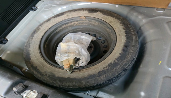 2023 KIA SONET HTK PLUS 1.0 IMT, Petrol, Manual, 19,600 km, tyre